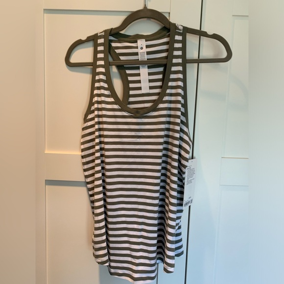 Lululemon Love Tank - NWT - Picture 2 of 3